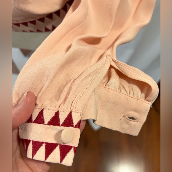 Marie Oliver Pale Pink and Red Accent Wrap Blouse Side Buttons and Tie XS - Picture 3 of 12